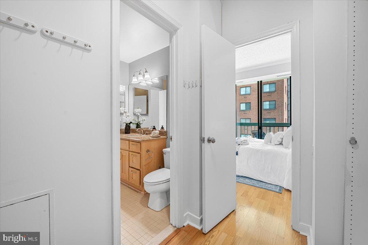 955 26th Street NW #409 photo 18