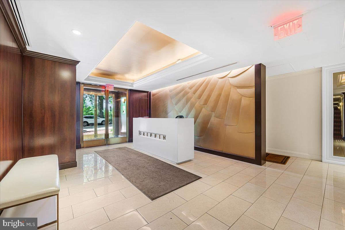 955 26th Street NW #409 photo 3
