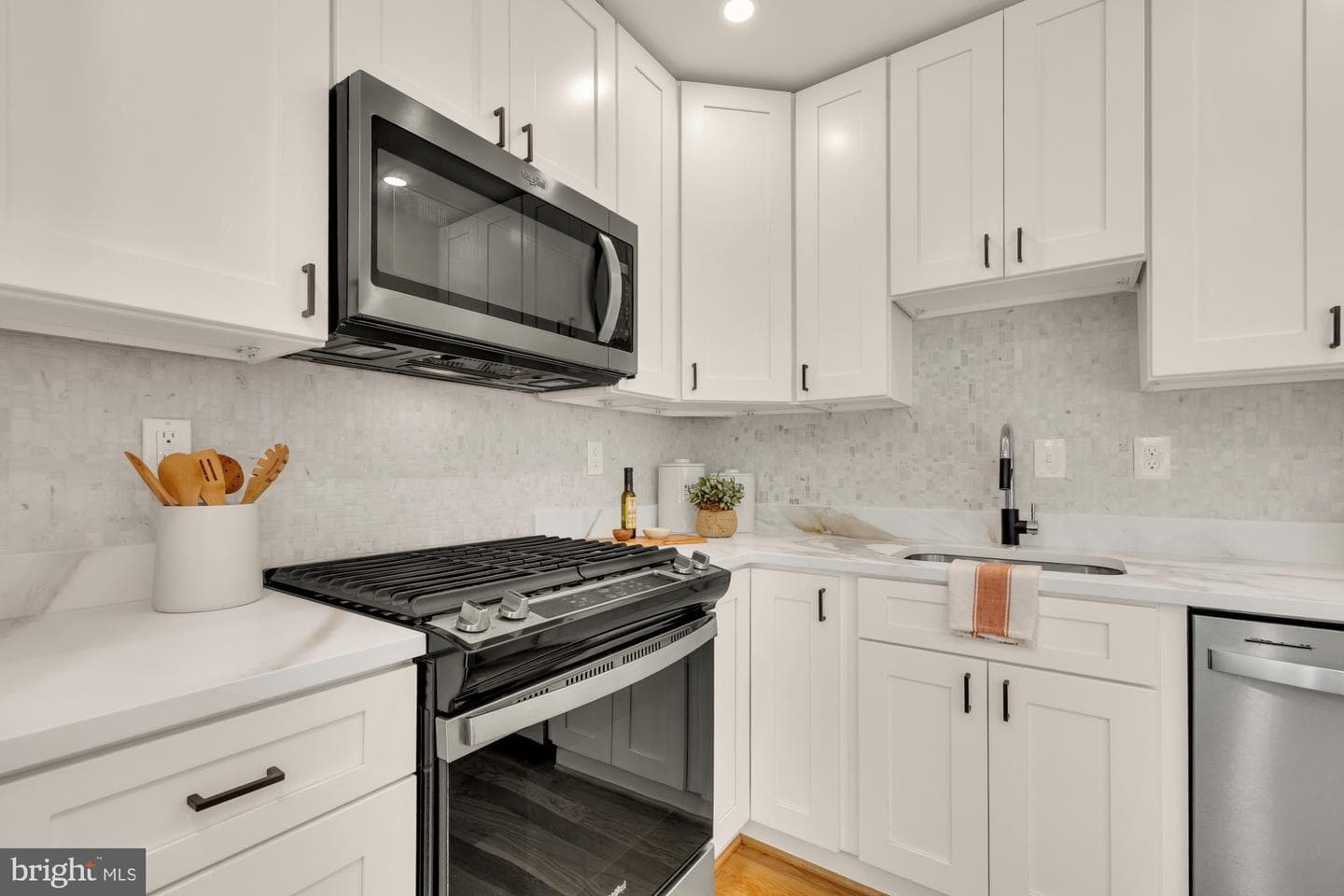 319 I Street SW #200 photo 10