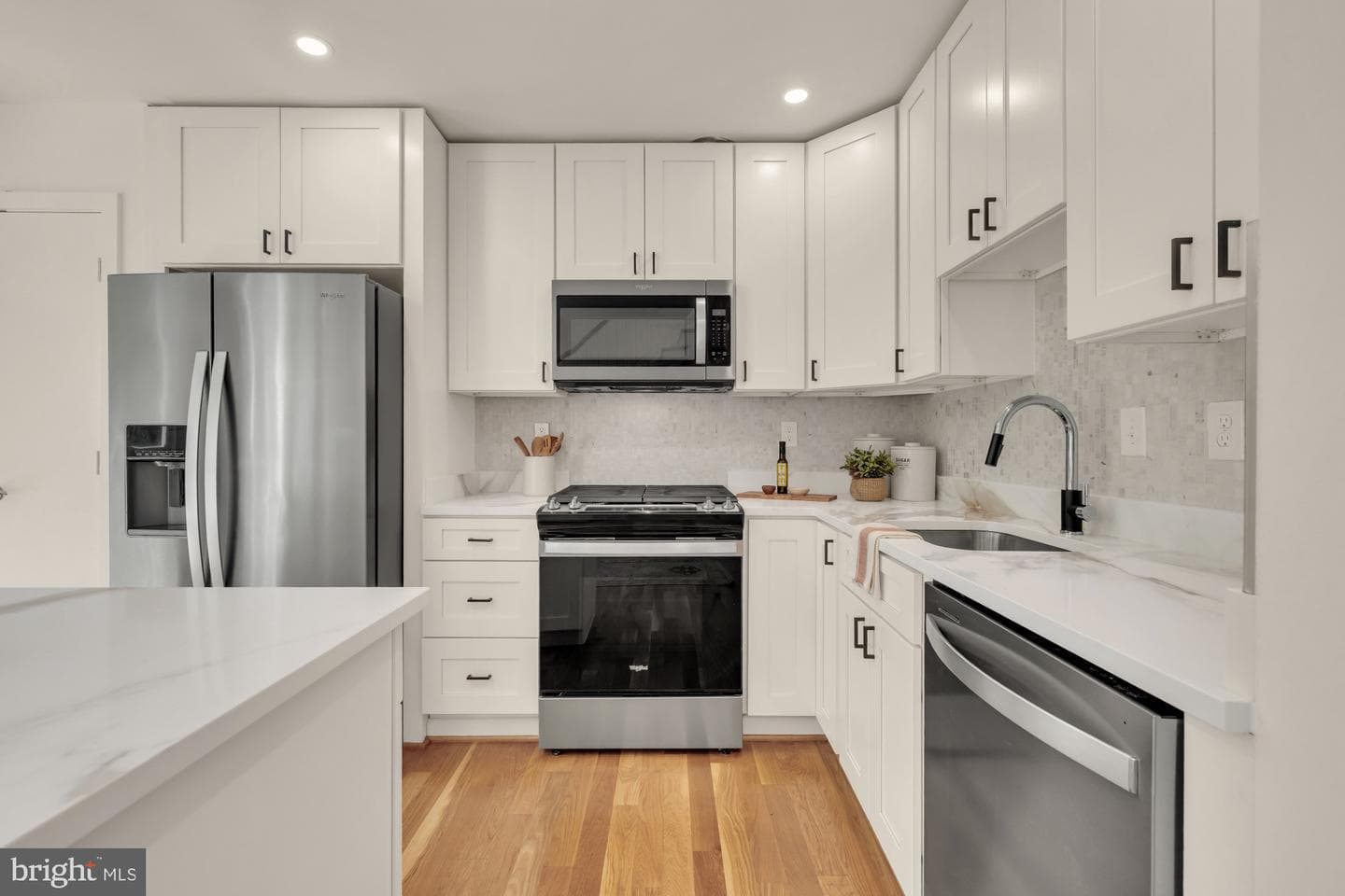 319 I Street SW #200 photo 4