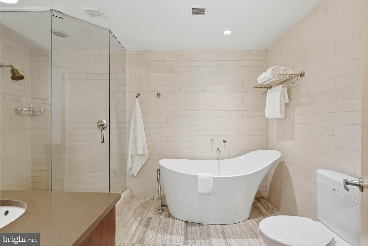 3251 Prospect Street NW #302 photo 15