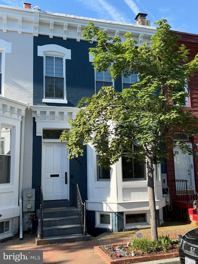 934 French Street NW photo 1