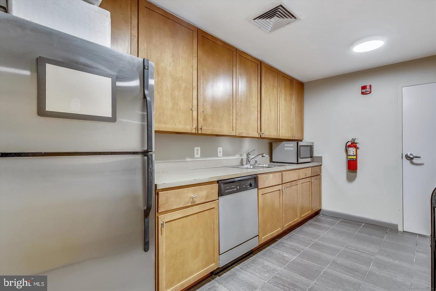 400 Massachusetts Avenue NW #711 photo 31