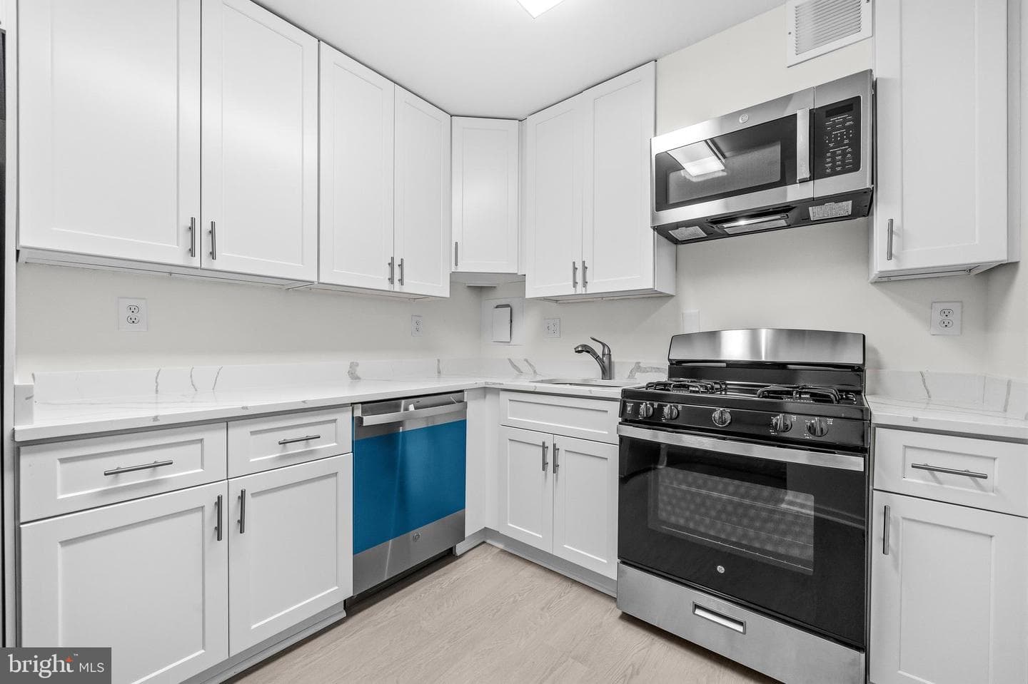 700 7th Street SW #126 photo 10