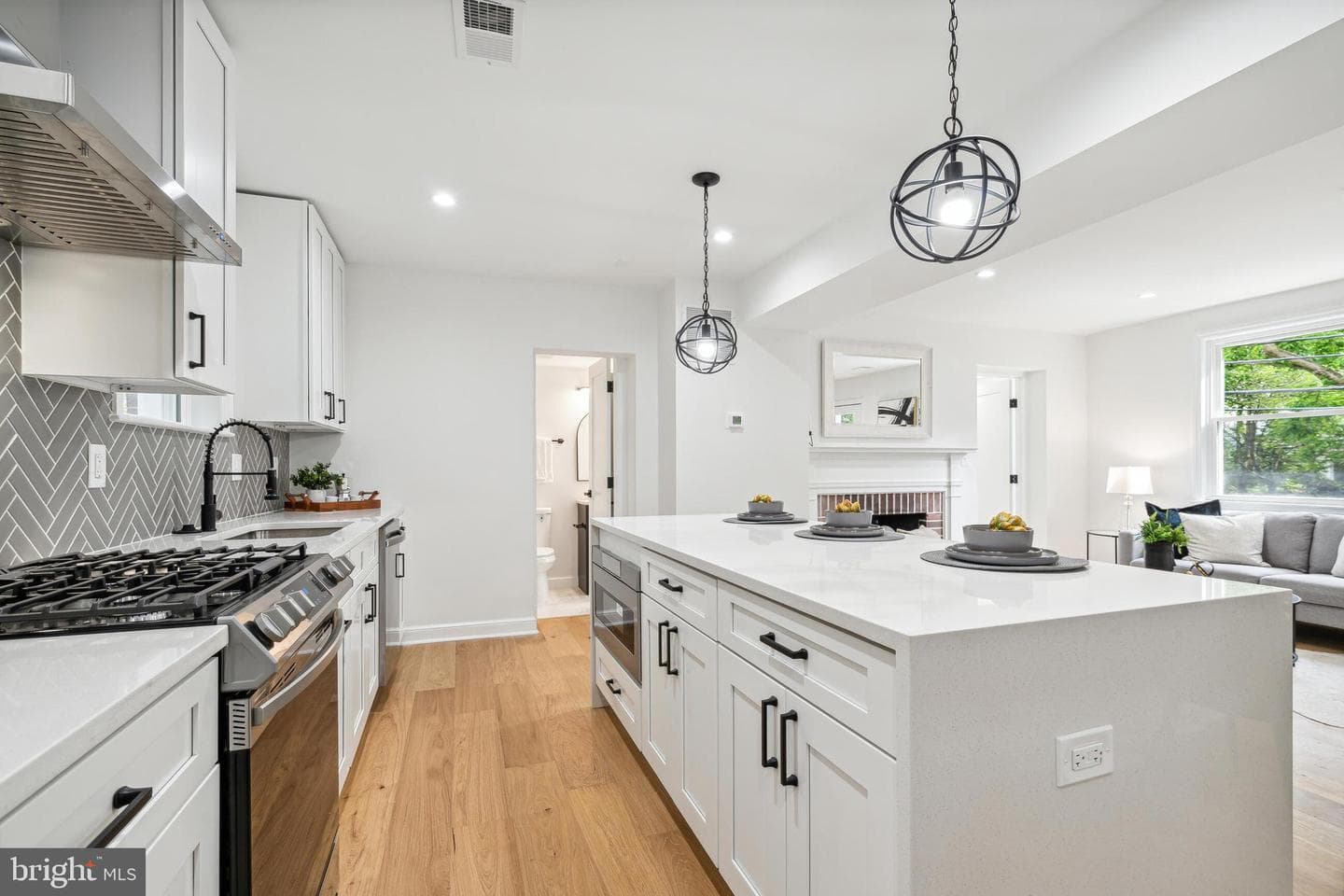 4509 Clark Place NW photo 8