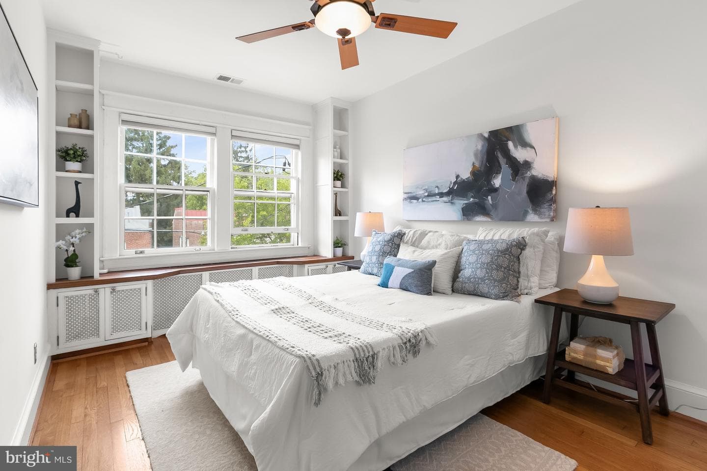 2456 39th Place NW photo 22