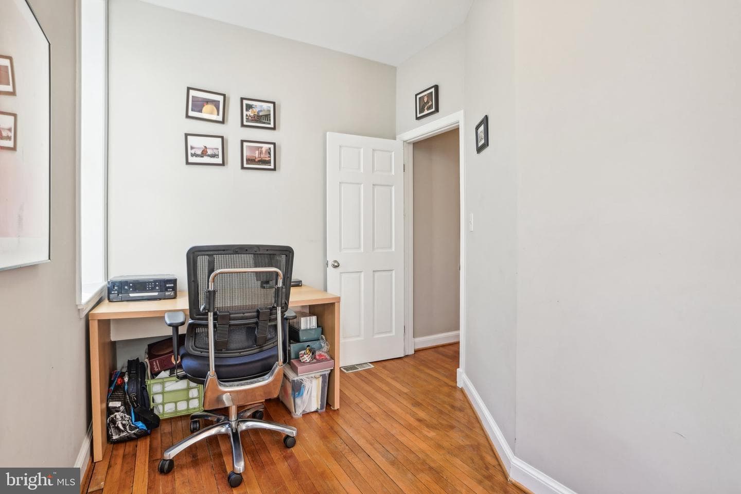 403 E Street NE photo 13
