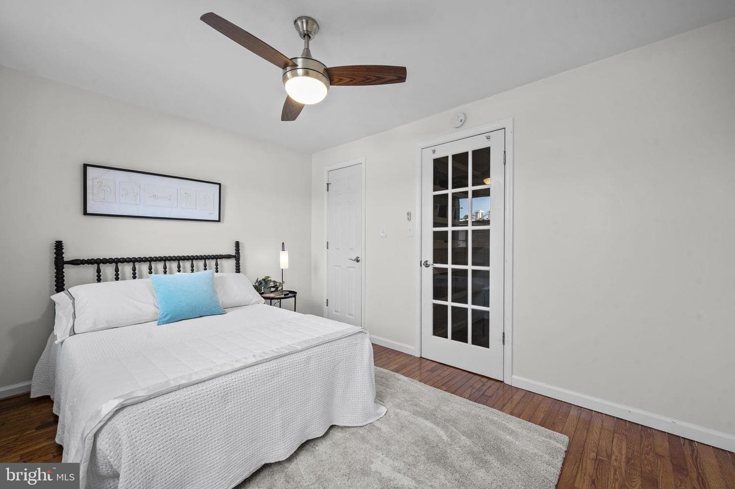 633 Constitution Avenue NE photo 31