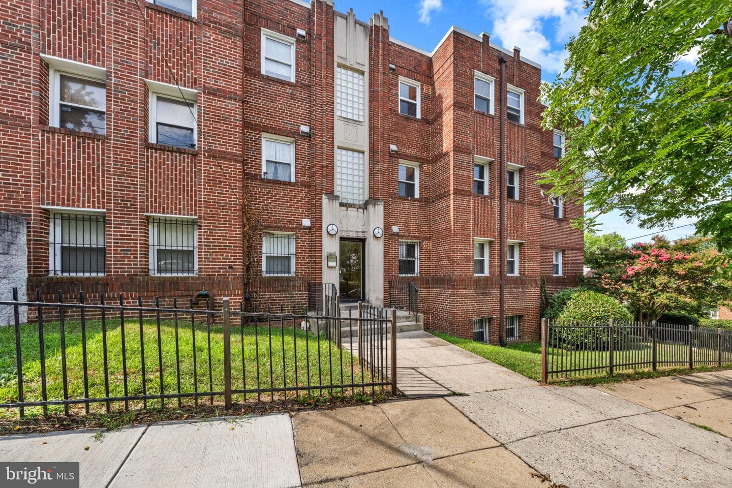1800 28th Place SE #205, Washington