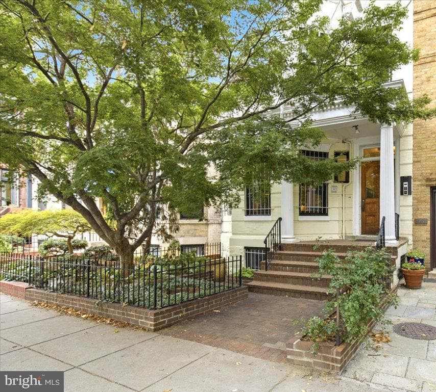 1731 20th Street NW #1 photo 2