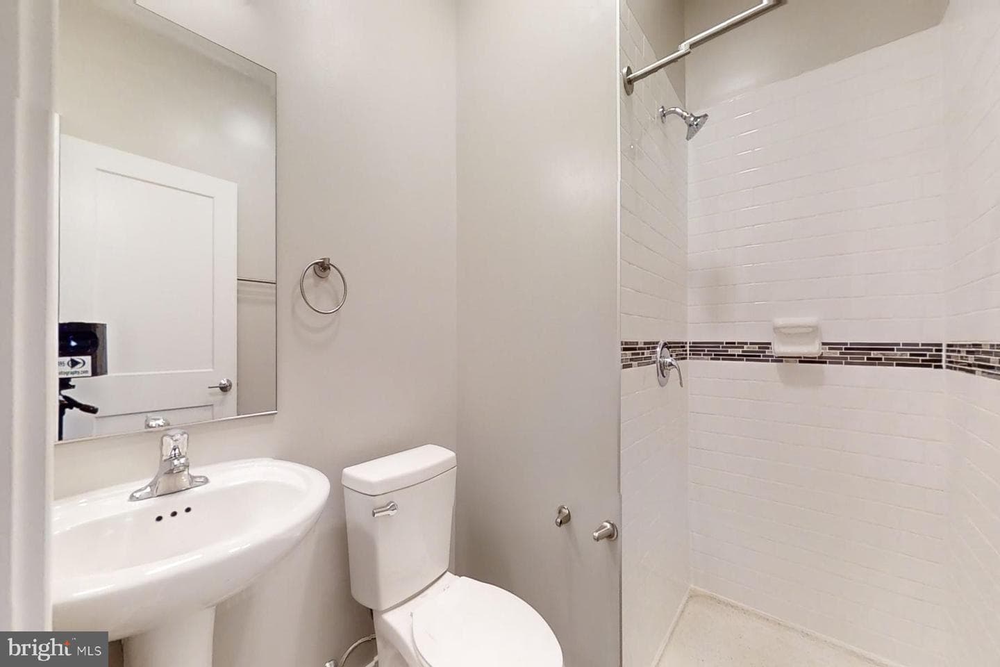 4910 East Capitol NE photo 13