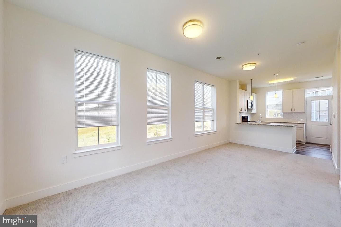4910 East Capitol NE photo 26