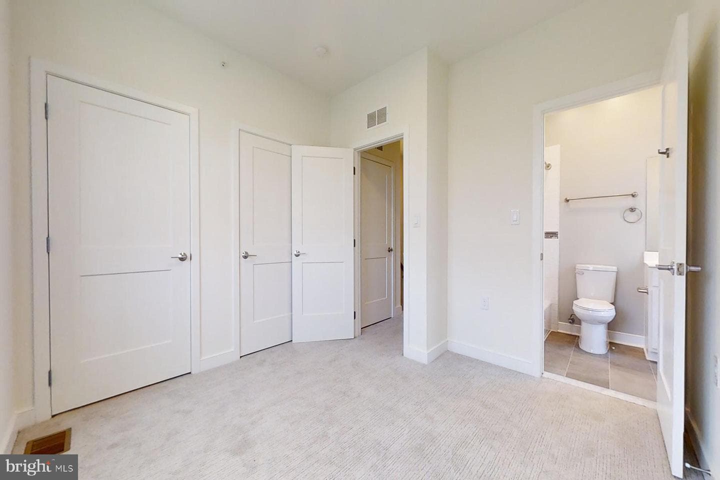4910 East Capitol NE photo 30