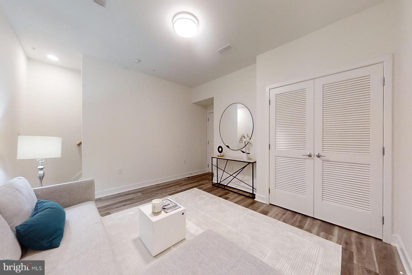 4910 East Capitol NE photo 55