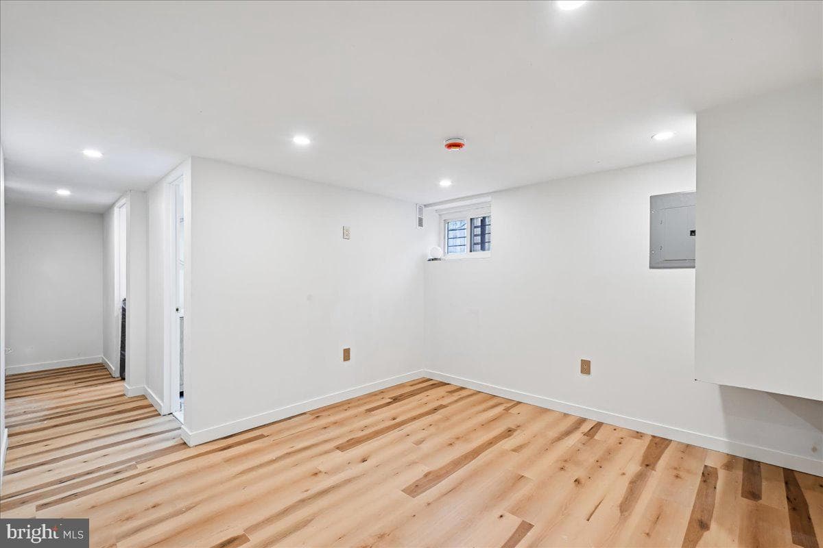1525 Fort Davis Street SE photo 20