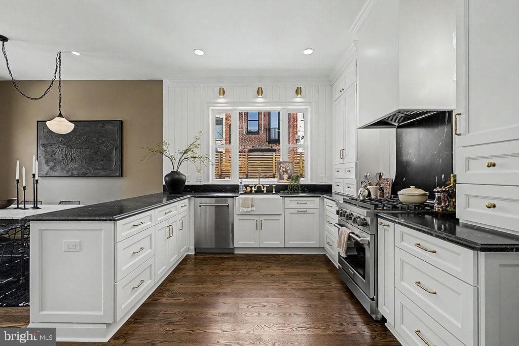 2532 12th Street NW photo 19