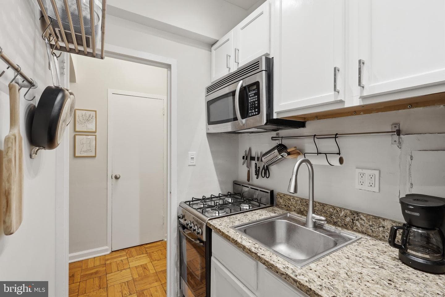 1 Scott Circle NW #616 photo 3