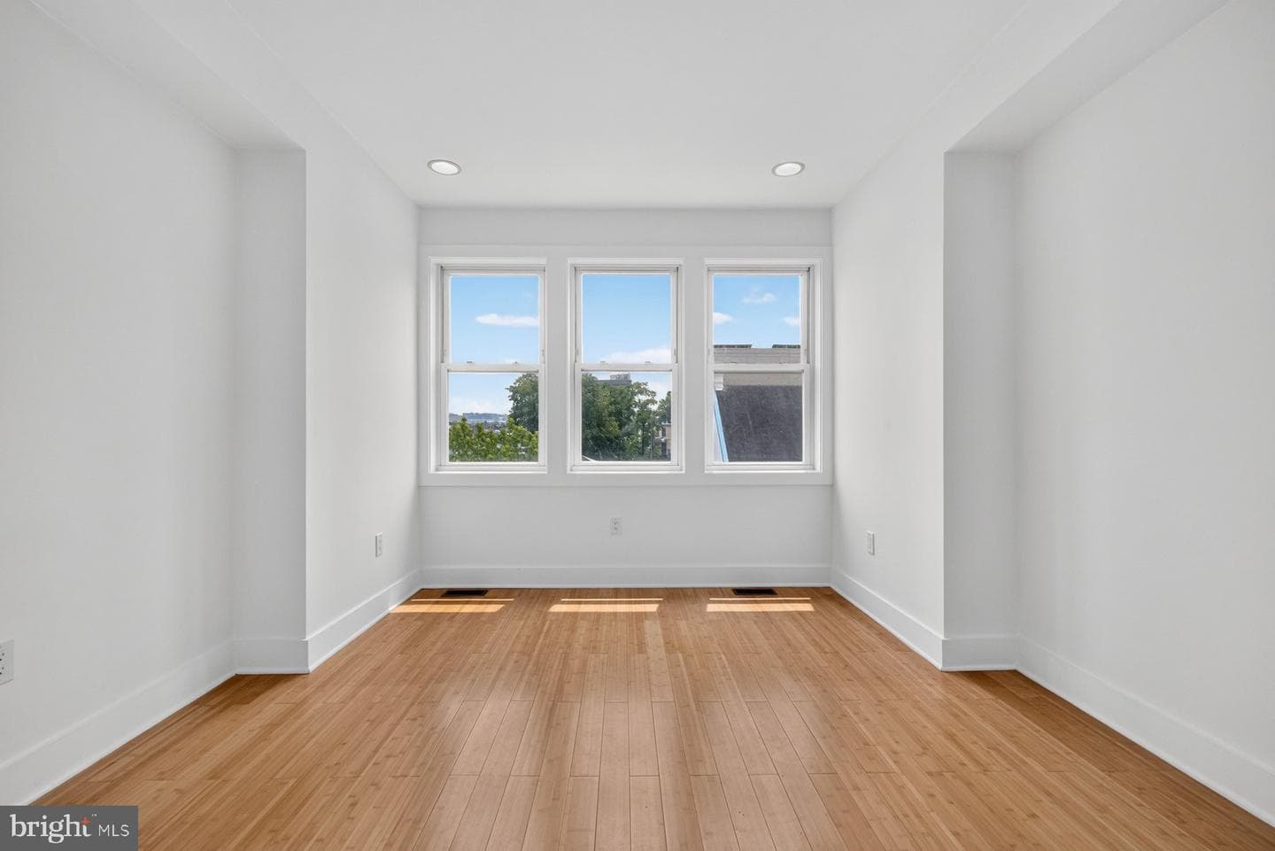 1013 V Street NW #2 photo 20
