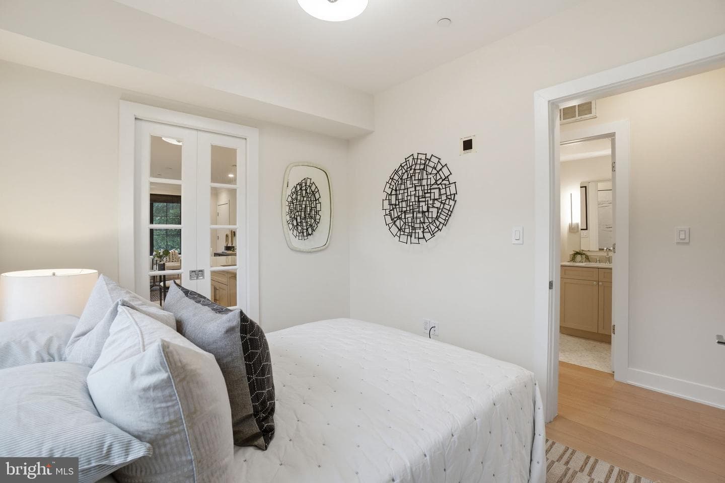 2642 39th Street NW #6 photo 13