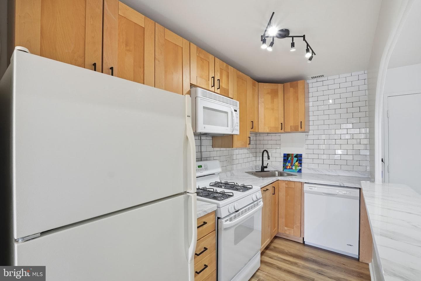 2829 Connecticut Avenue NW #411 photo 10