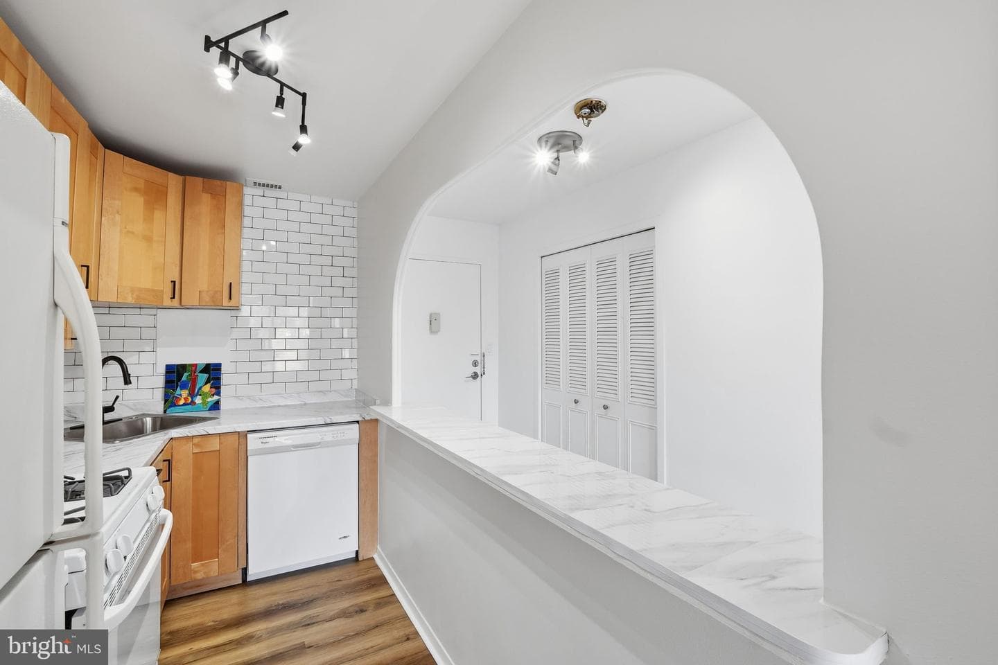 2829 Connecticut Avenue NW #411 photo 11