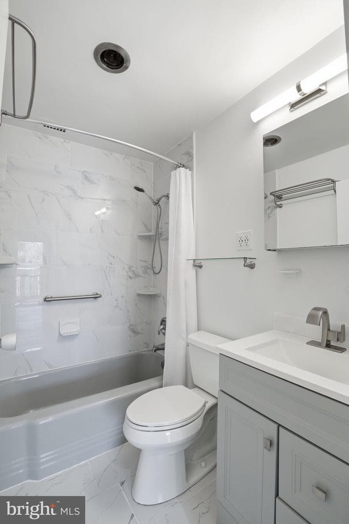 2829 Connecticut Avenue NW #411 photo 18