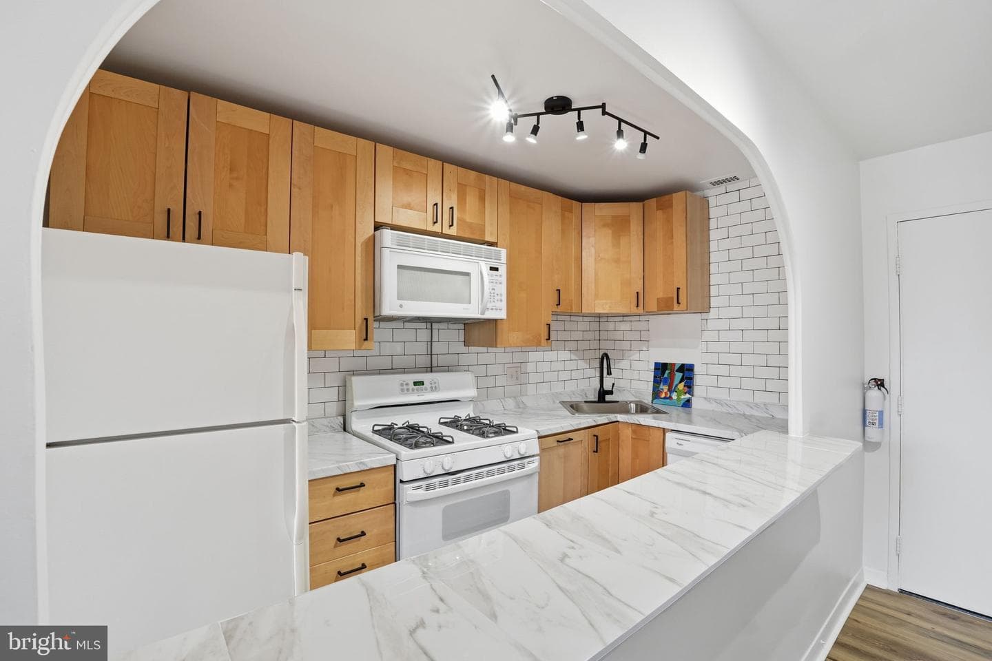 2829 Connecticut Avenue NW #411 photo 9
