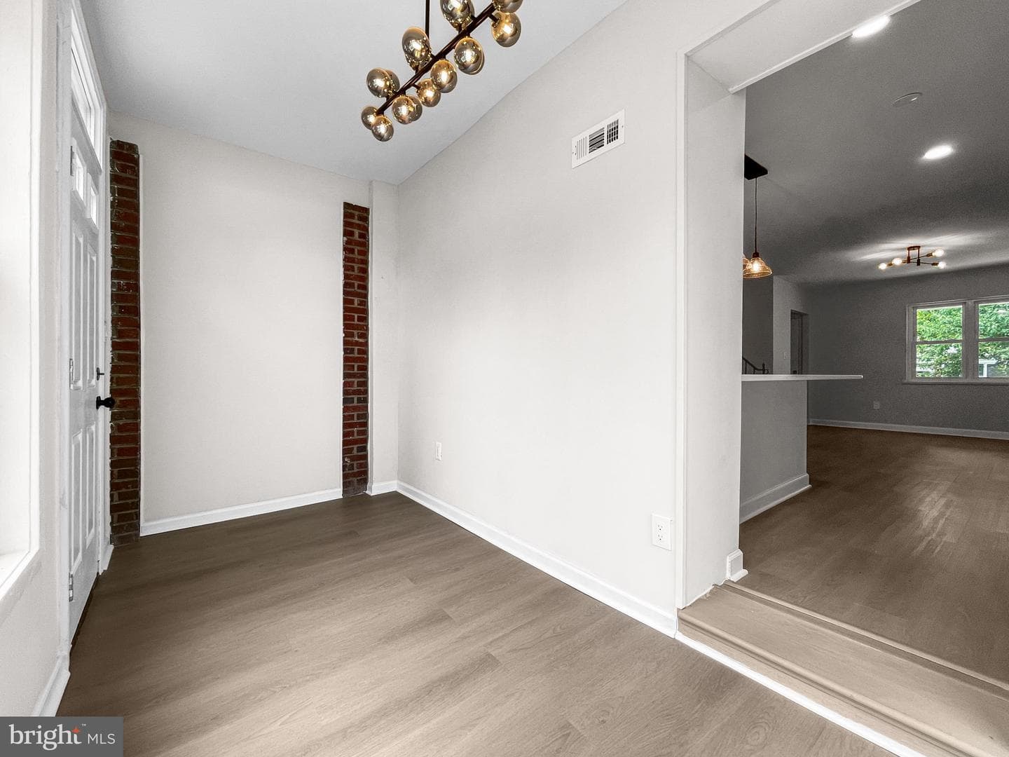 307 35th Street NE photo 16