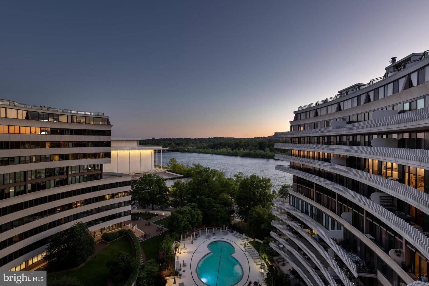 700 New Hampshire Avenue NW #1201/1221 photo 49
