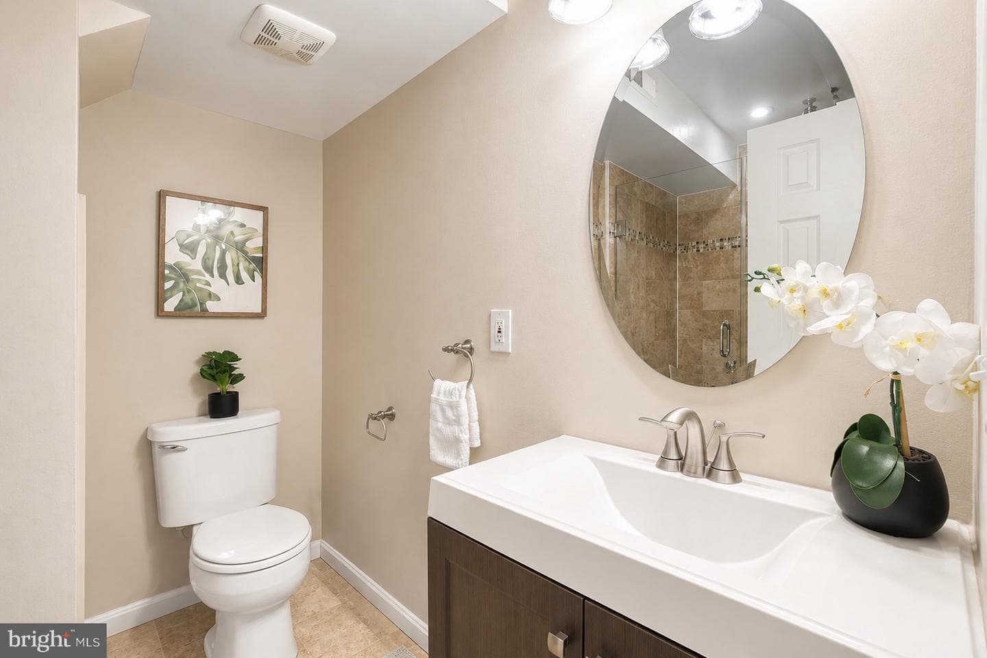 1257 Newton Street NE photo 38