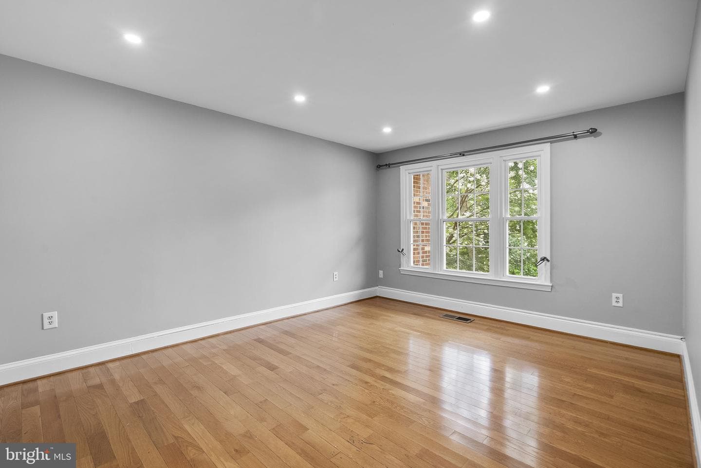 3203 Sutton Place NW #c photo 22