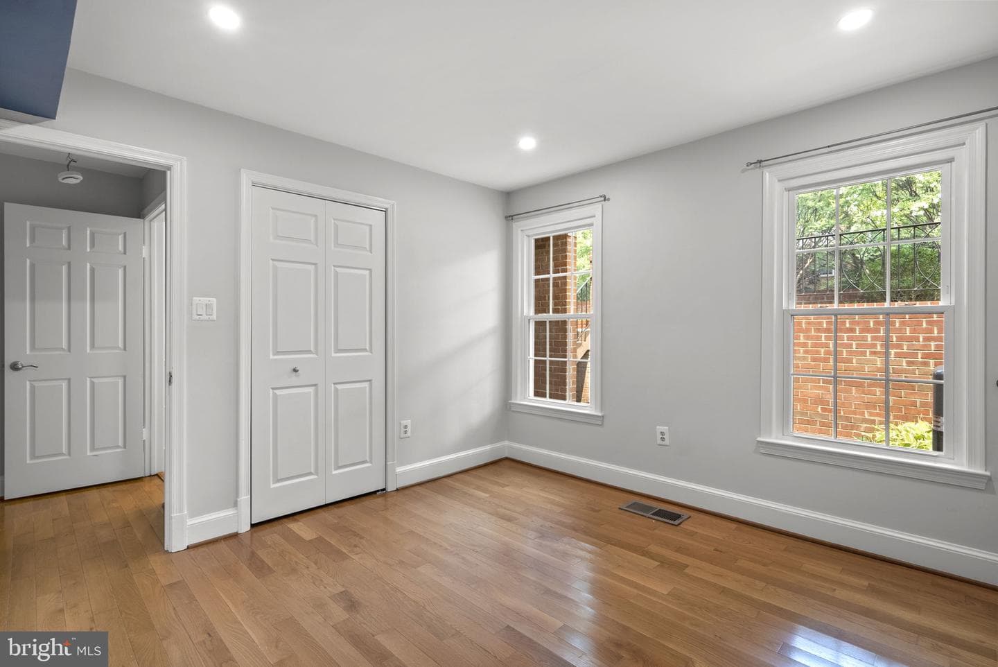 3203 Sutton Place NW #c photo 27