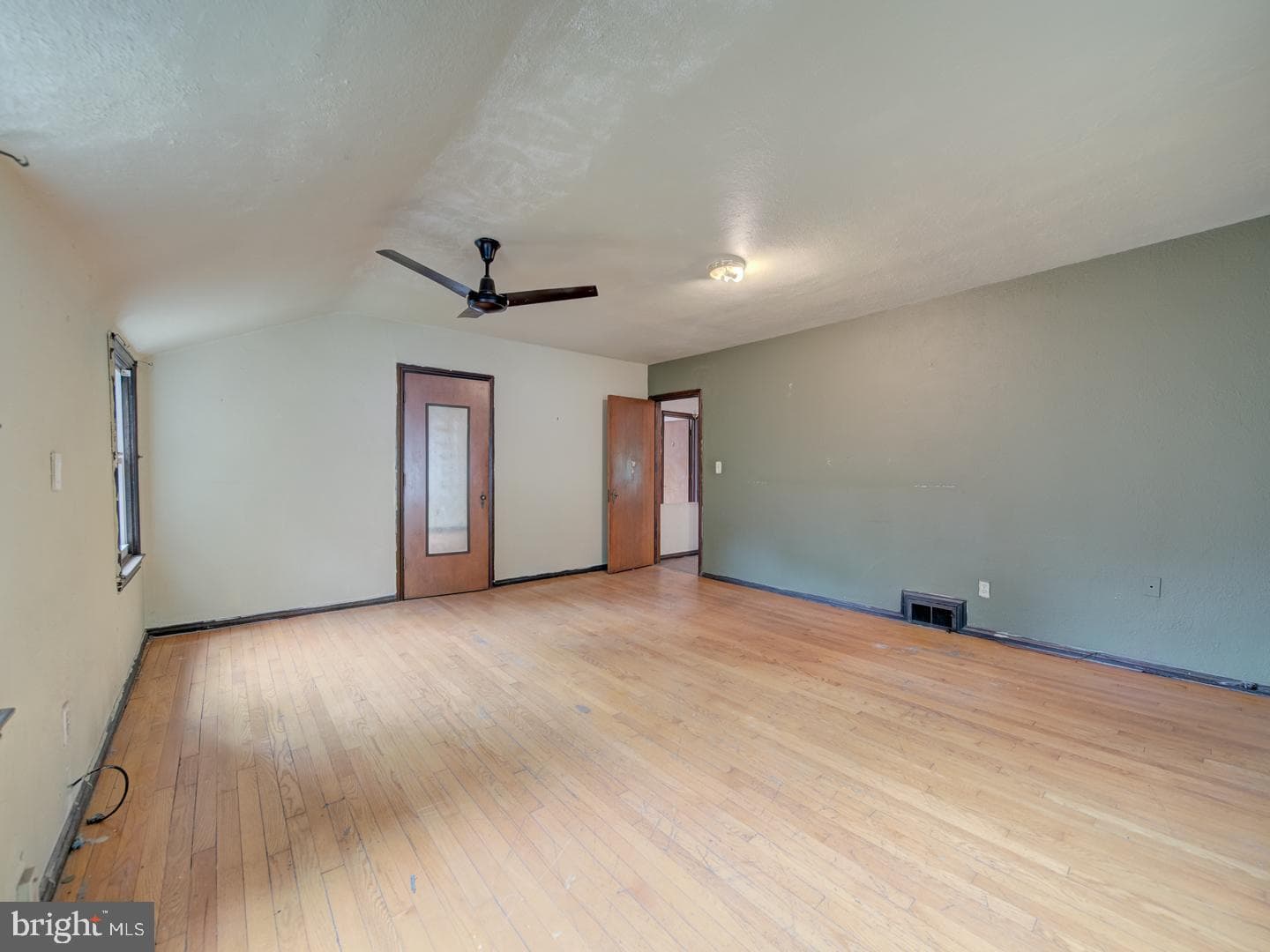3819 Suitland Road SE photo 43