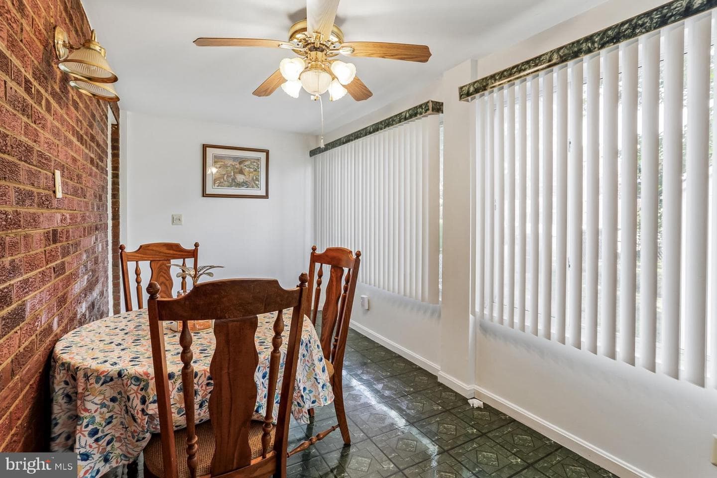 1674 Varnum Place NE photo 11