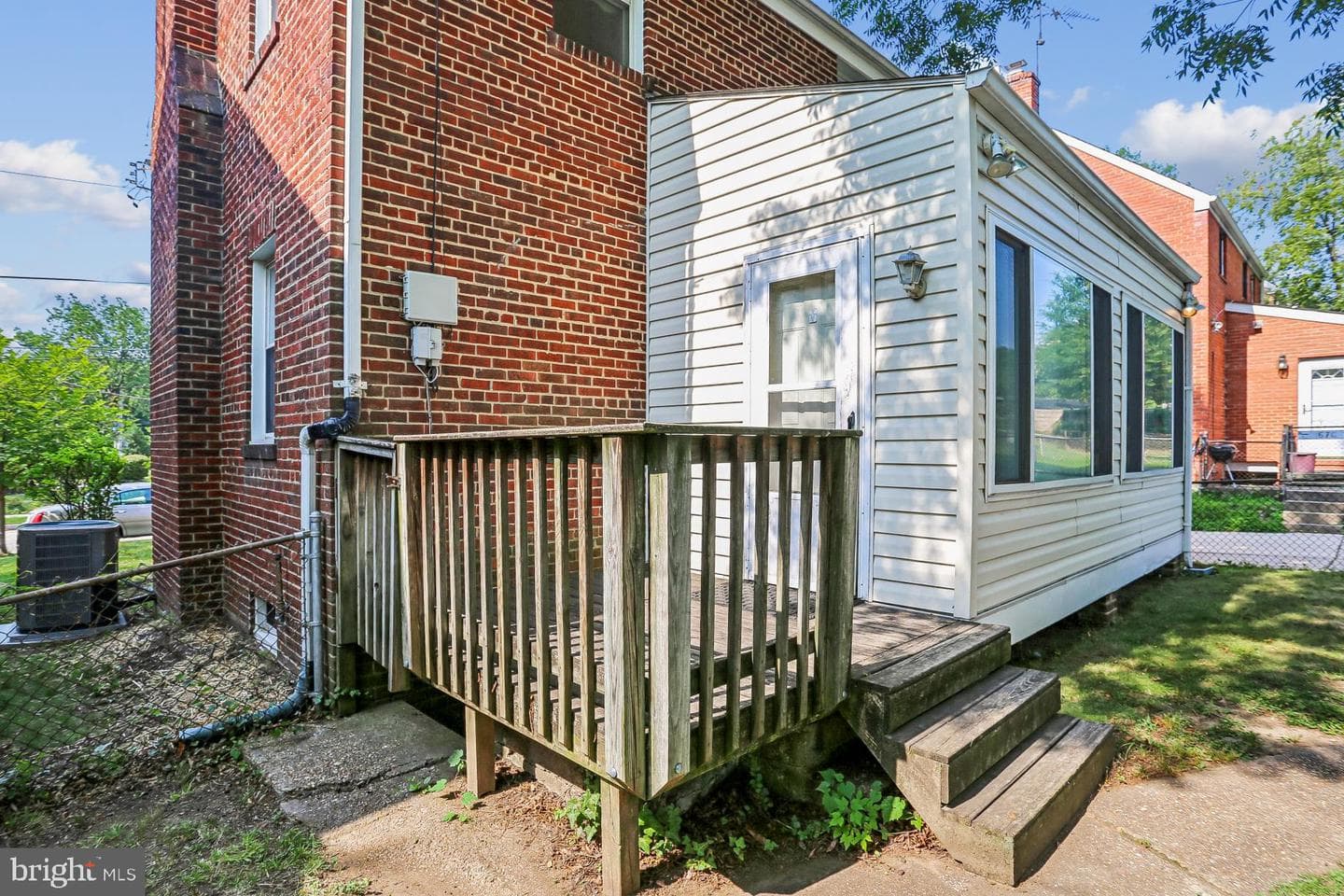 1674 Varnum Place NE photo 16