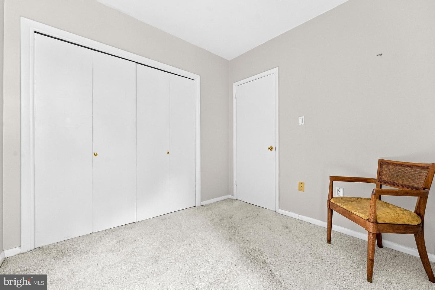 1327 Emerald Street NE photo 22