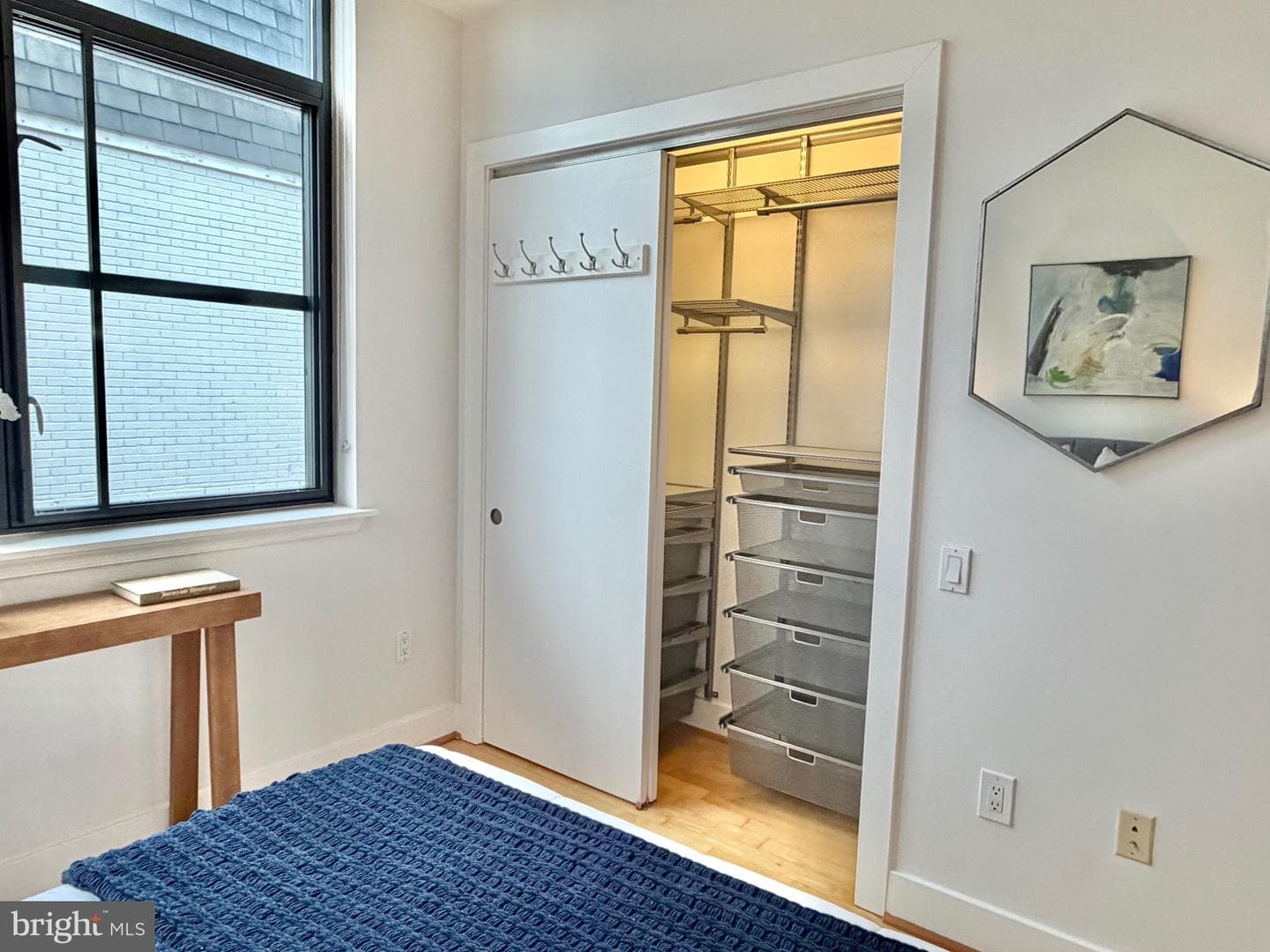 2426 Ontario Road NW #401 photo 18