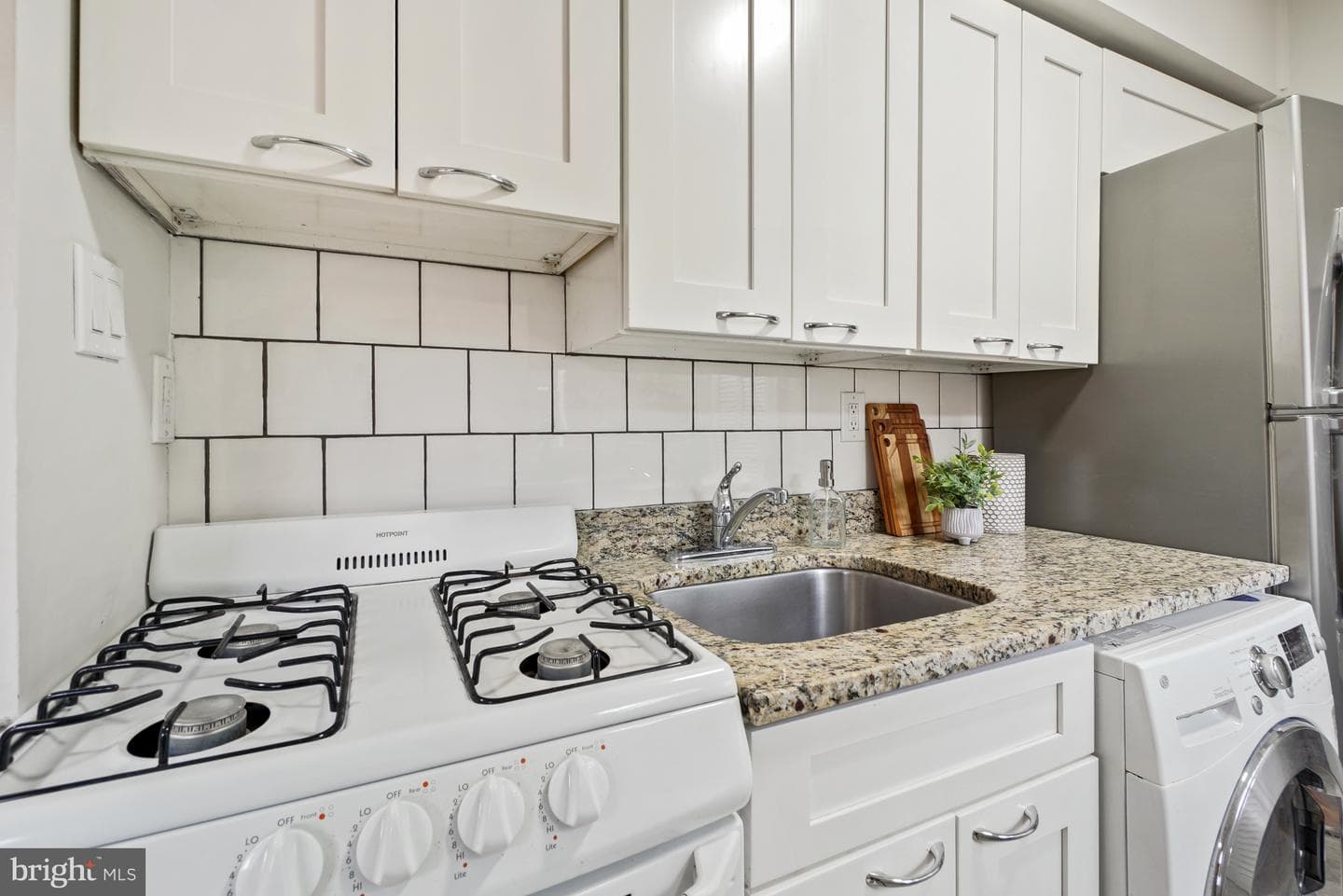 626 Independence Avenue SE #304 photo 10