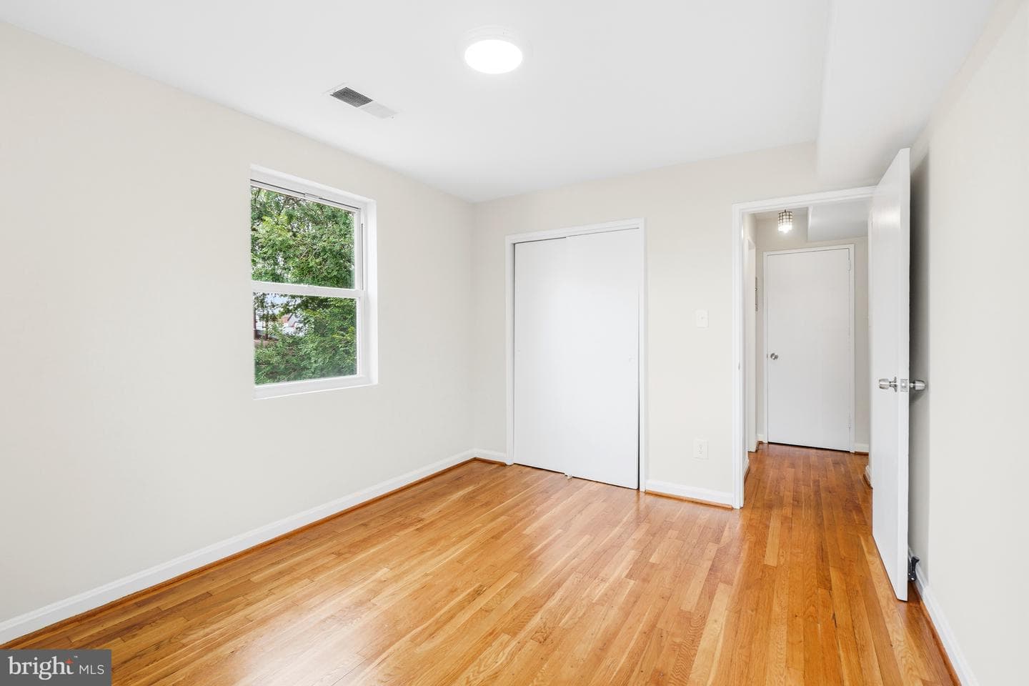 626 Independence Avenue SE #304 photo 26