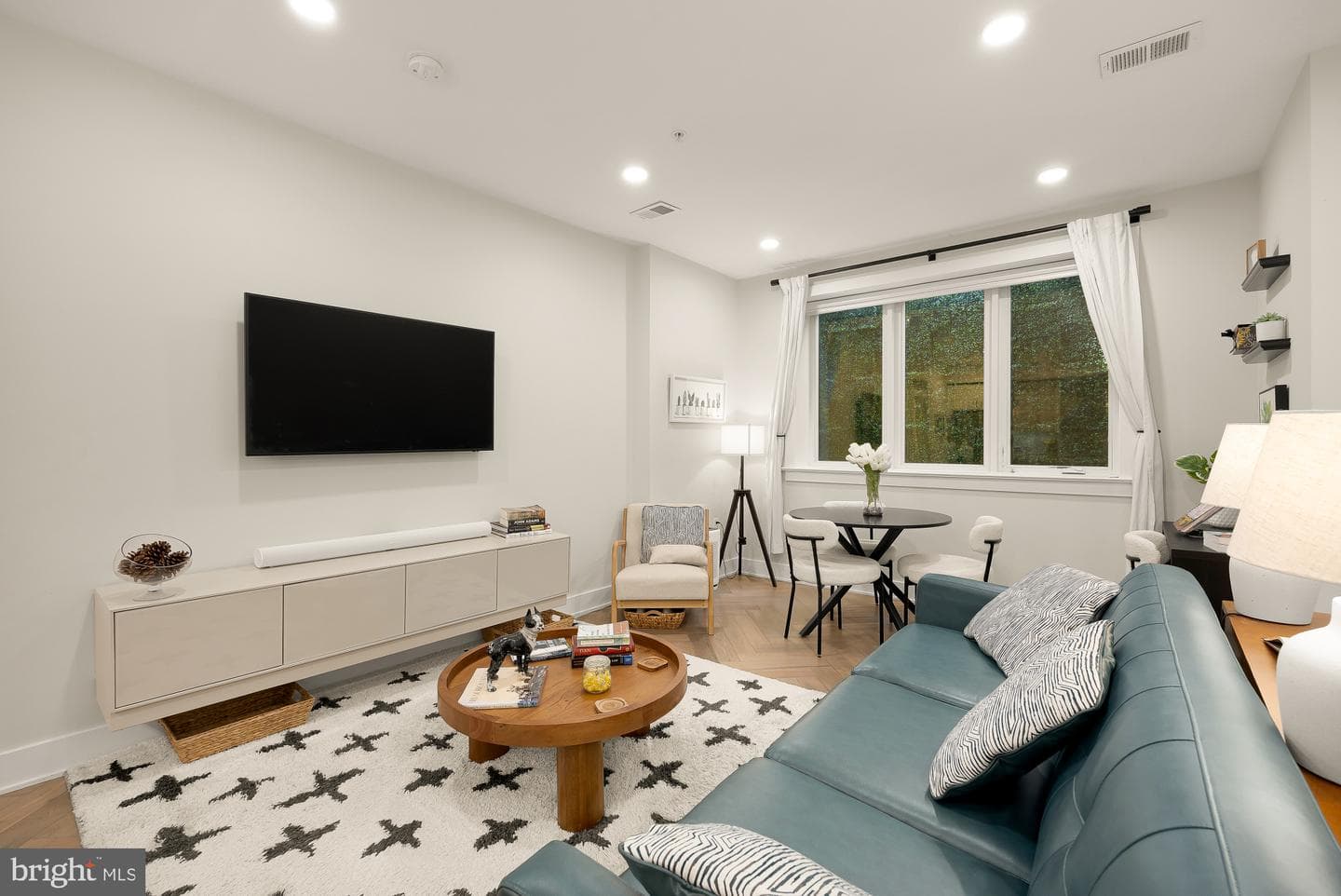 4315 Harrison Street NW #1 photo 3