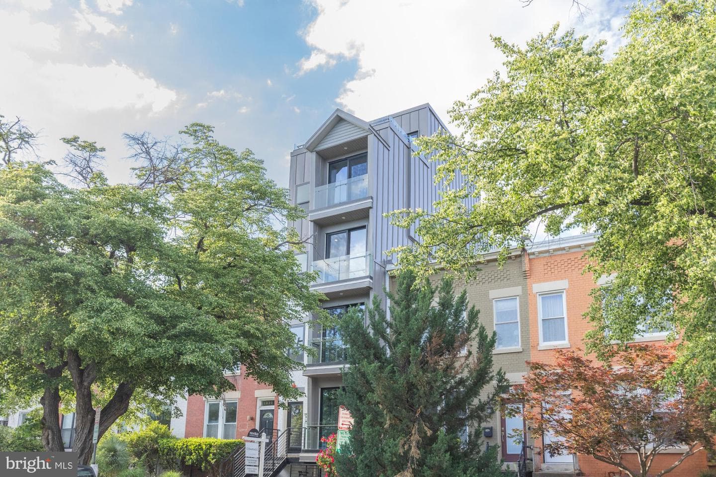 1332 G Street SE #2, Washington