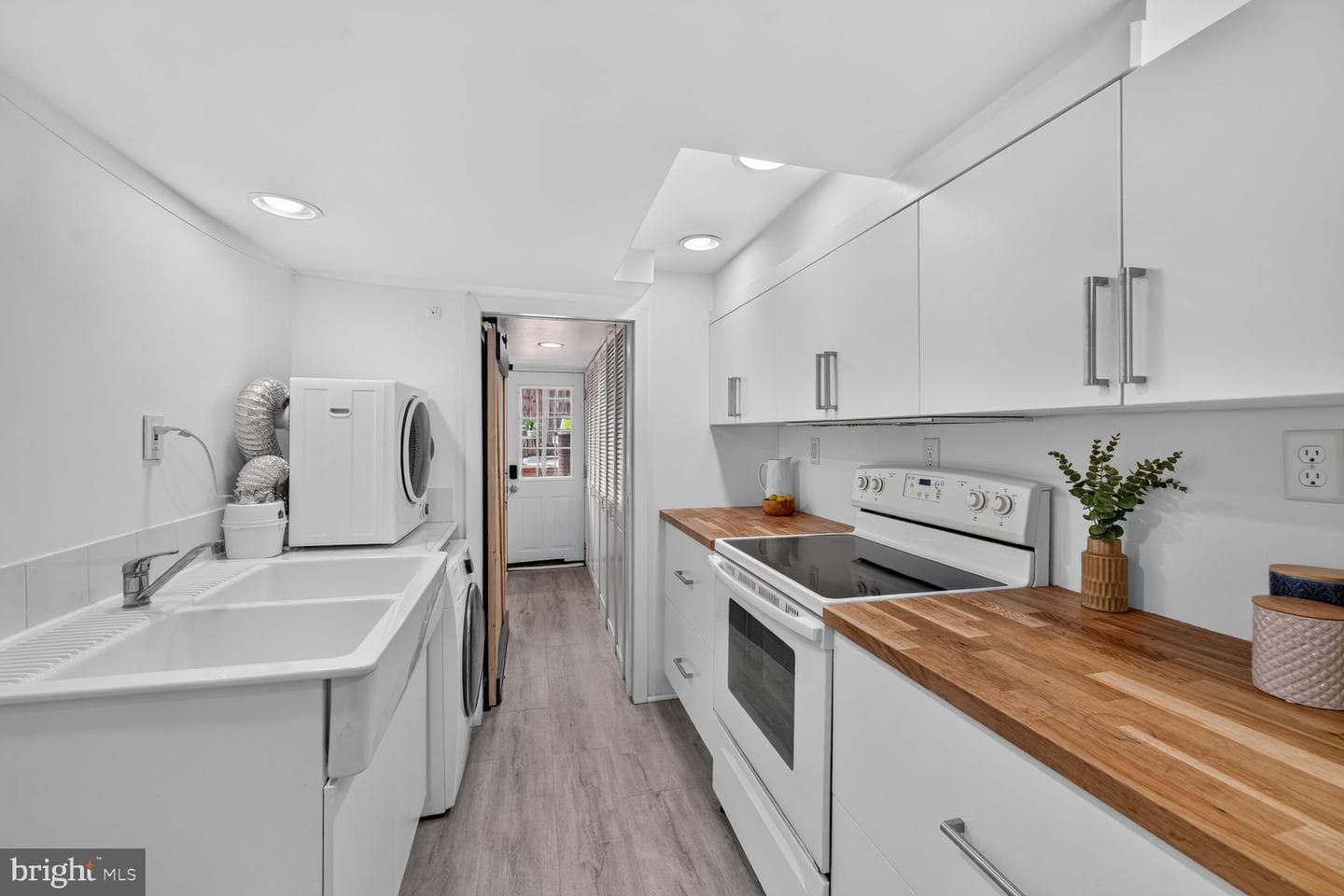 2226 39th Place NW photo 24