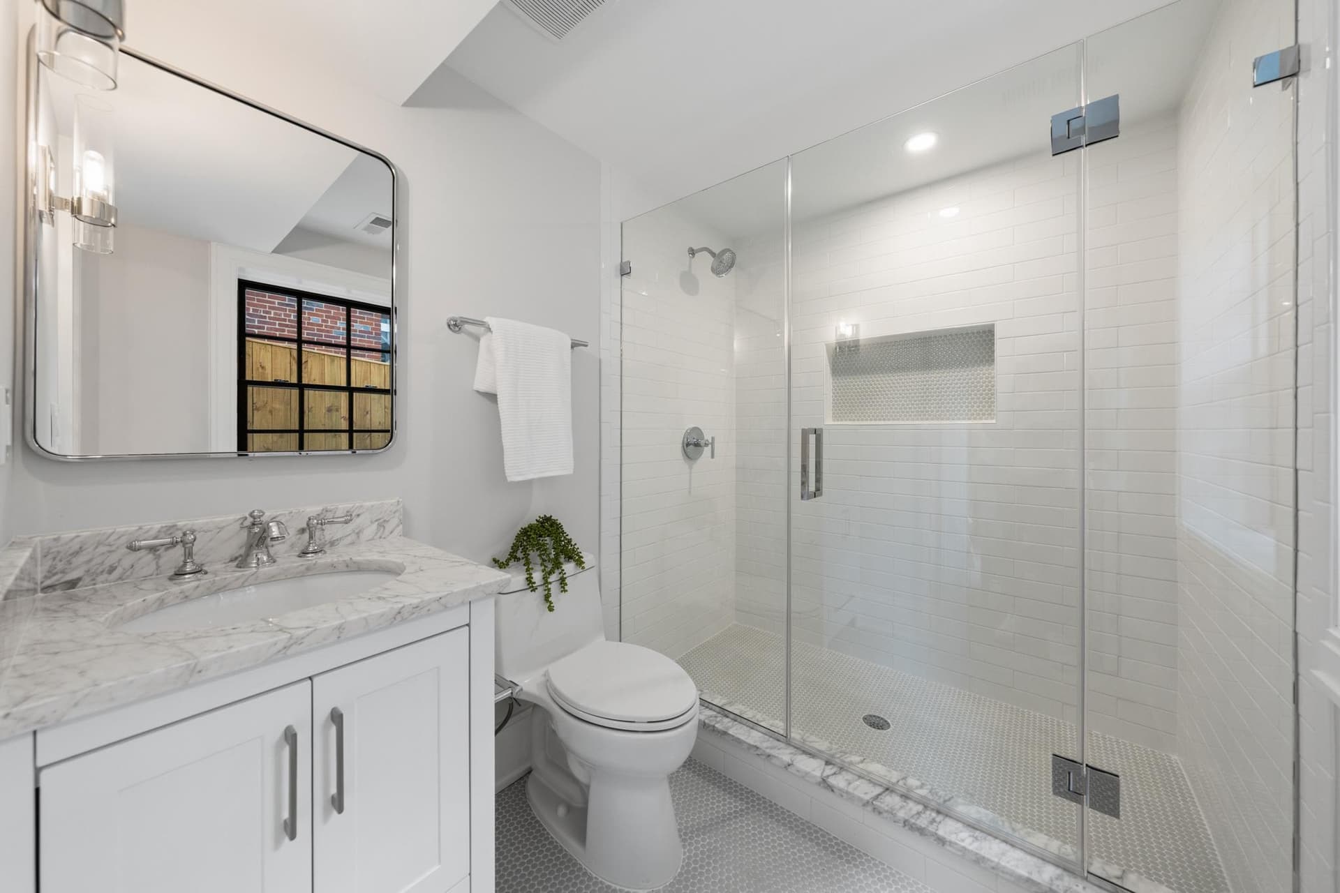5439 30th Place NW photo 19