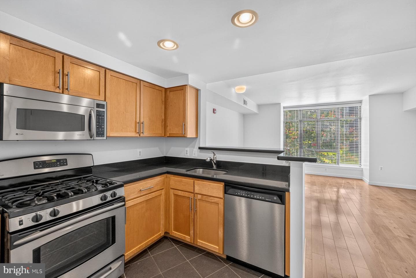 3883 Connecticut Avenue NW #206 photo 10