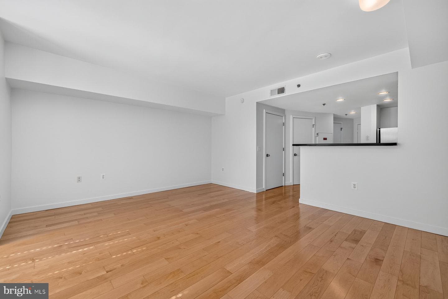 3883 Connecticut Avenue NW #206 photo 19
