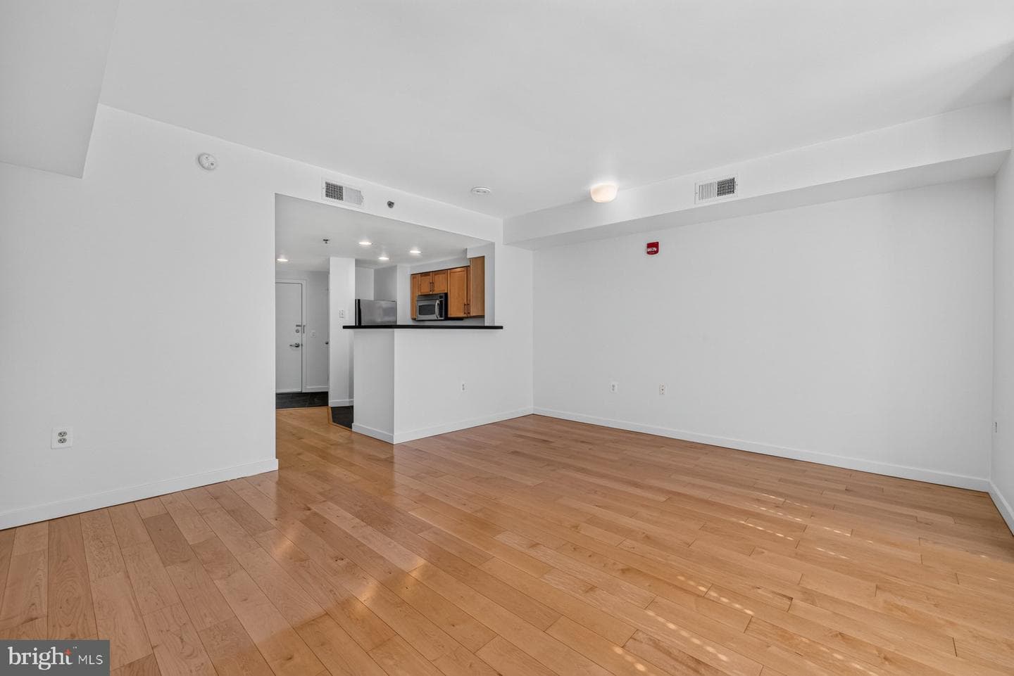3883 Connecticut Avenue NW #206 photo 20