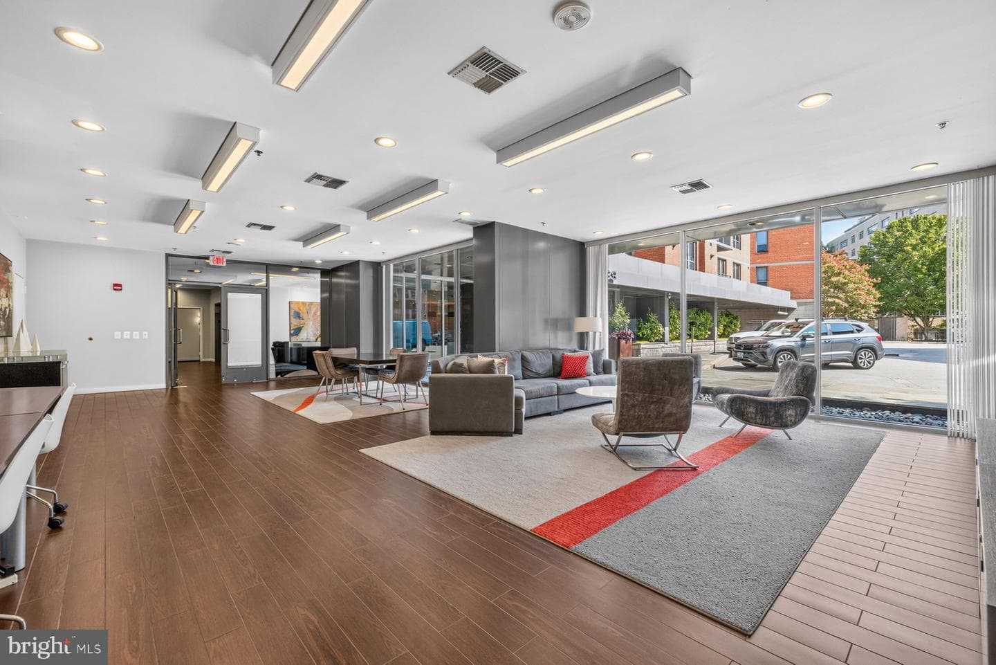 3883 Connecticut Avenue NW #206 photo 8