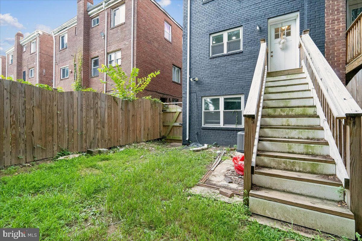 4120 E Capitol Street NE photo 14