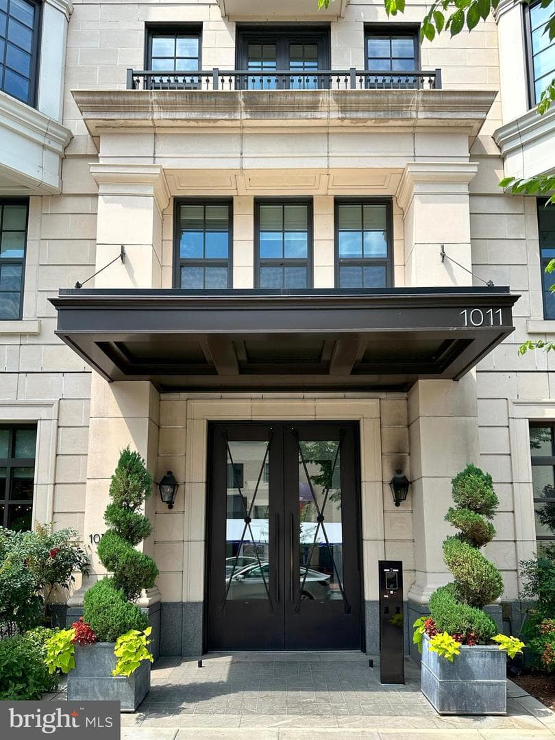 1011 M Street NW #208, Washington