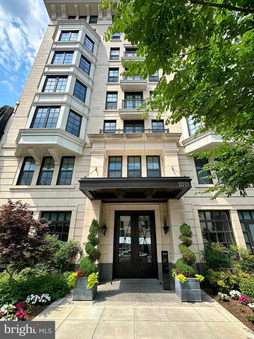 1011 M Street NW #208 photo 22